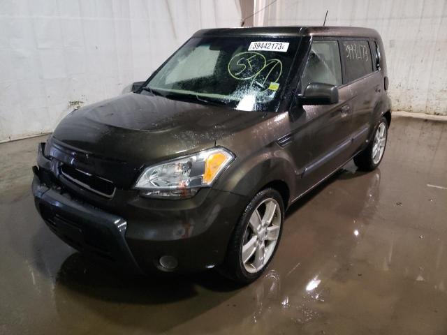 KIA SOUL + 2010 kndjt2a2xa7086255