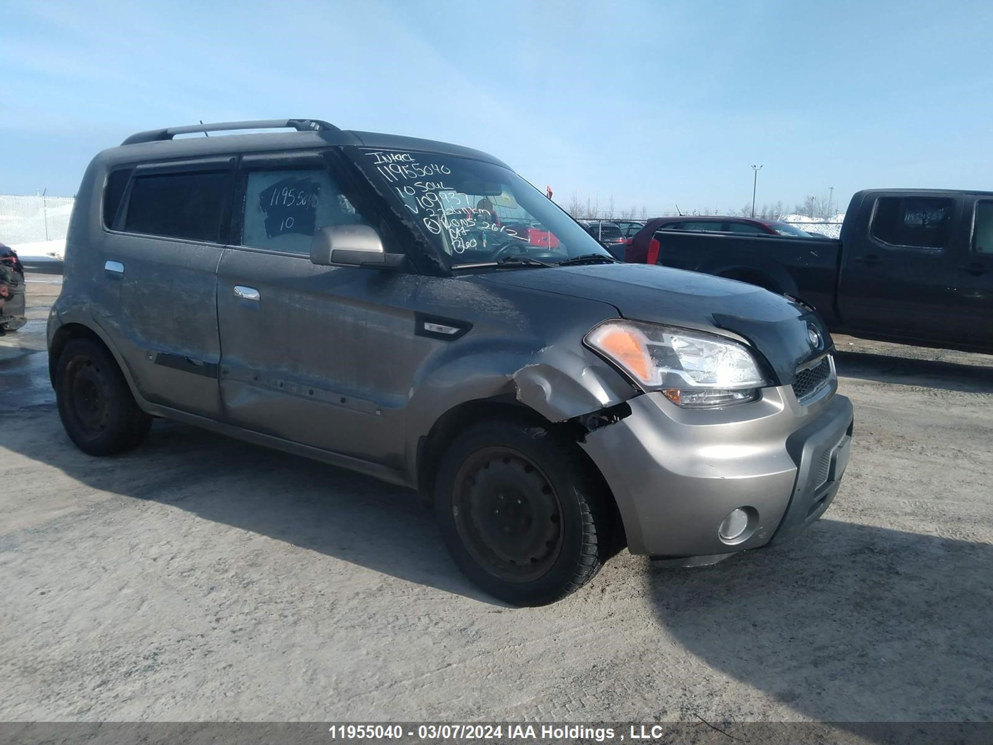 KIA SOUL 2010 kndjt2a2xa7109937