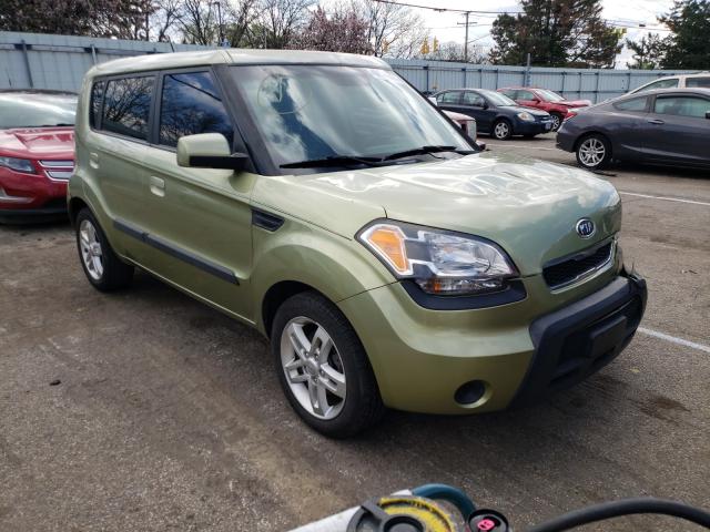 KIA SOUL + 2010 kndjt2a2xa7125104