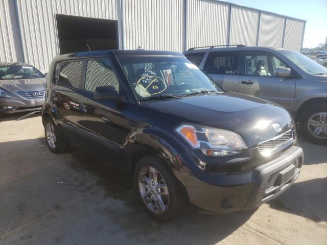 KIA SOUL + 2010 kndjt2a2xa7700088