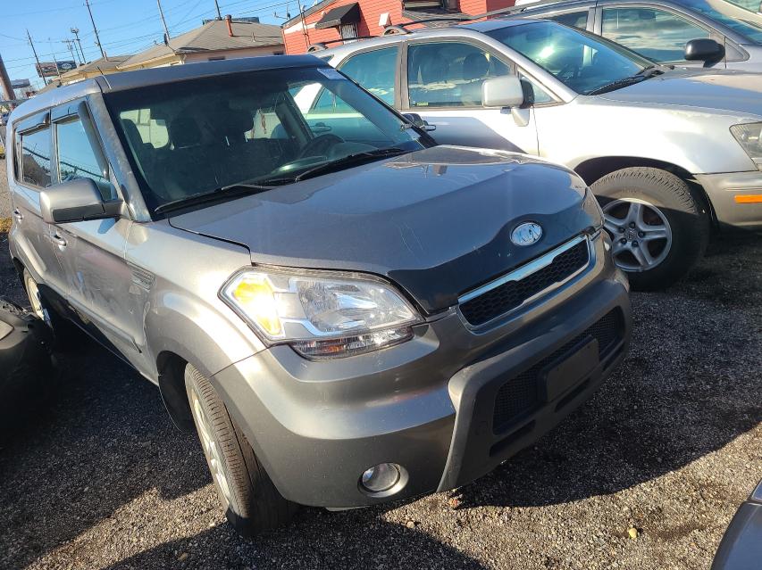 KIA SOUL + 2011 kndjt2a2xb7271973