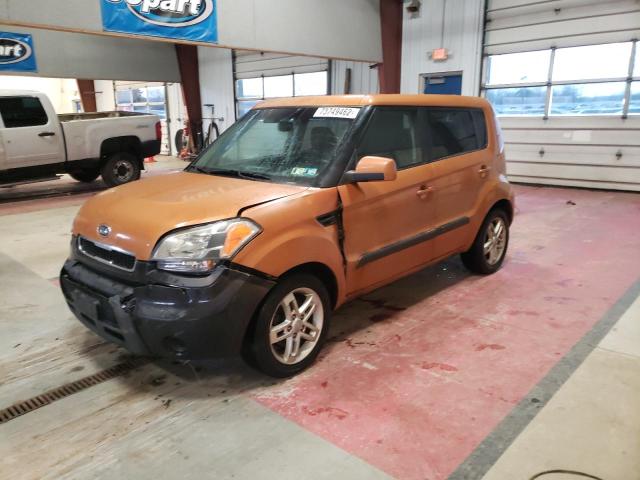 KIA SOUL + 2011 kndjt2a2xb7300940