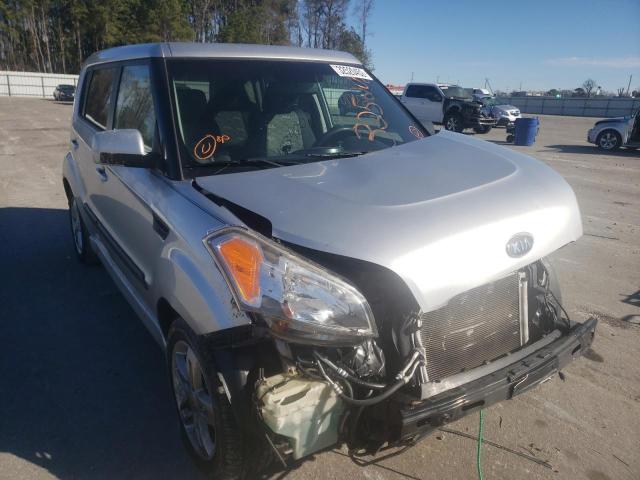 KIA SOUL + 2011 kndjt2a2xb7302073