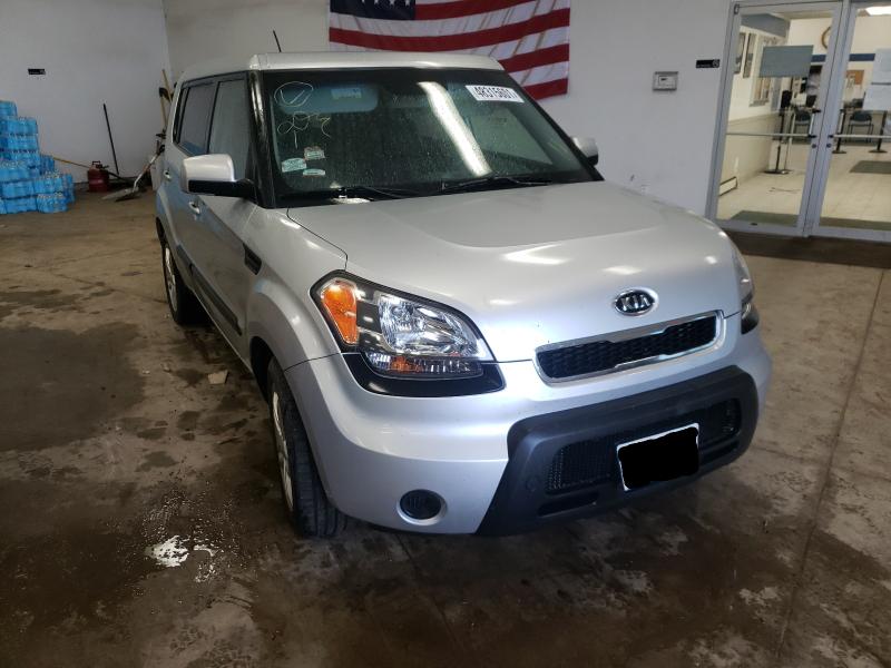 KIA SOUL + 2011 kndjt2a2xb7309685