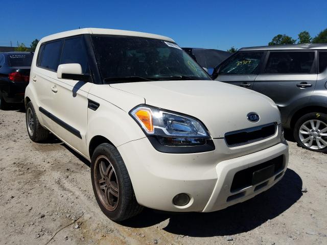 KIA SOUL + 2011 kndjt2a2xb7329449