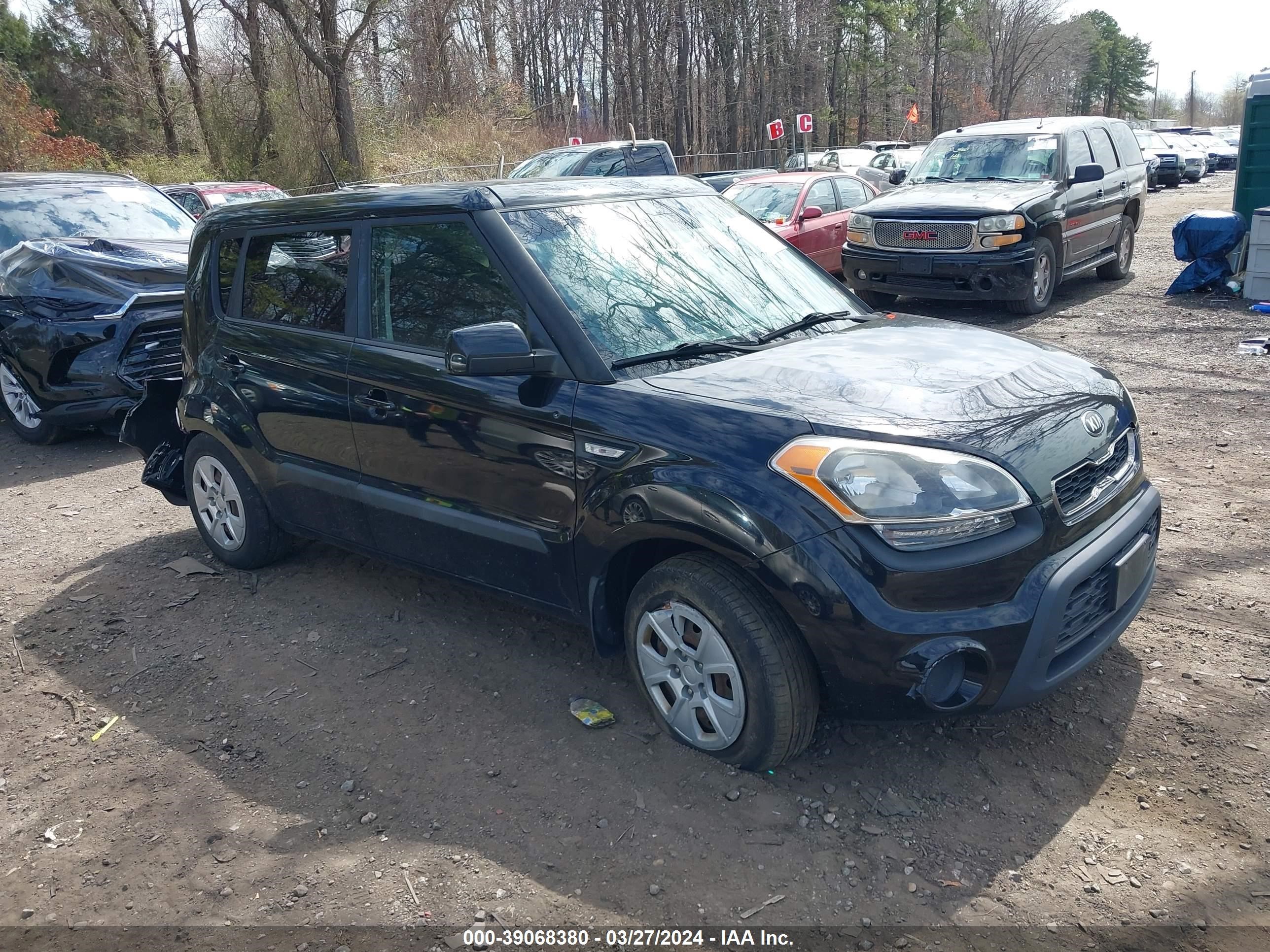 KIA SOUL 2013 kndjt2a56d7518662