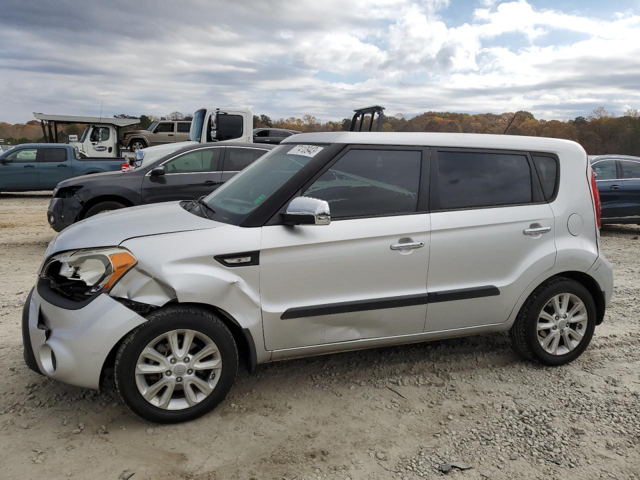 KIA SOUL 2013 kndjt2a56d7576125