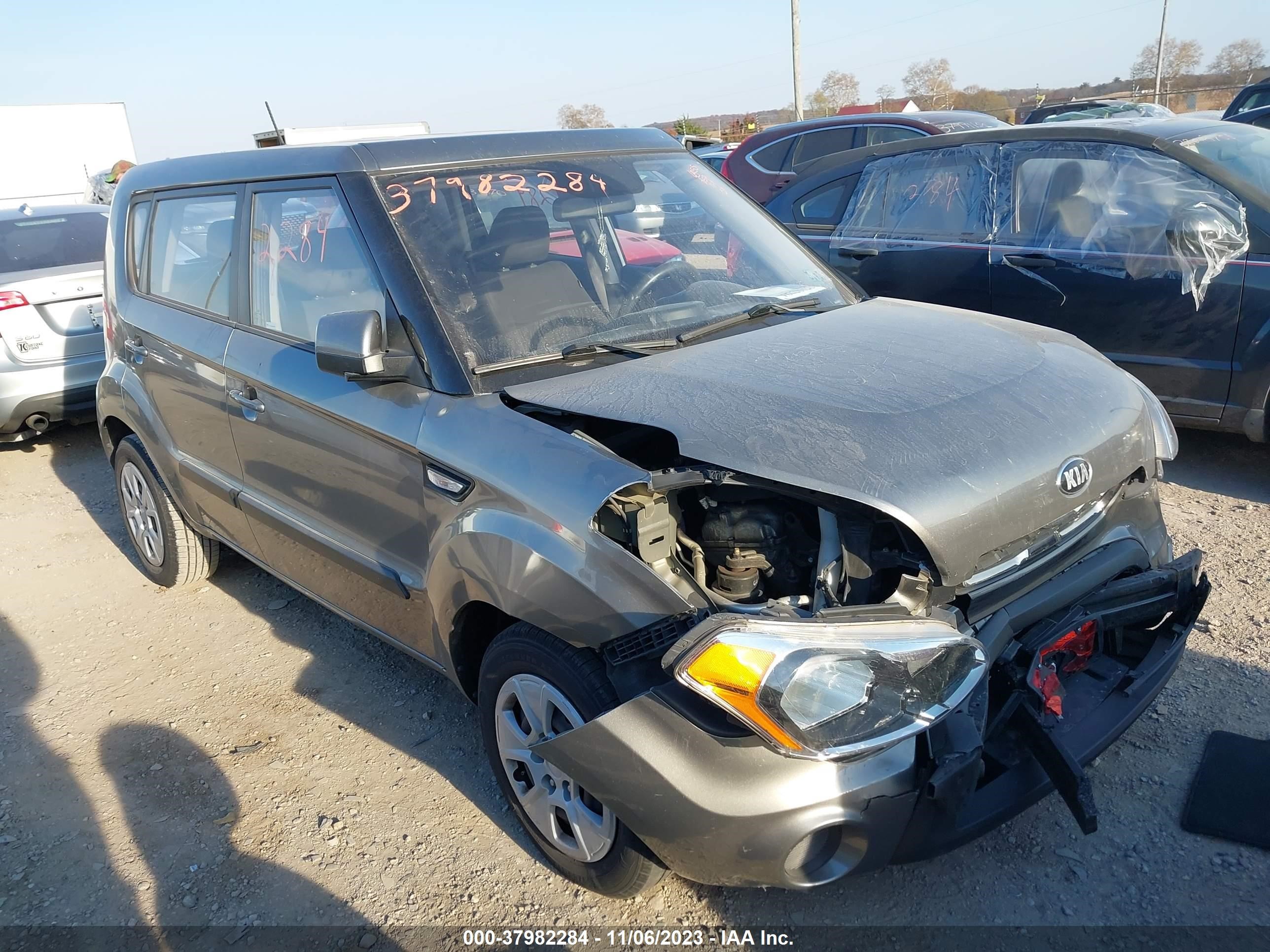 KIA SOUL 2013 kndjt2a57d7631598