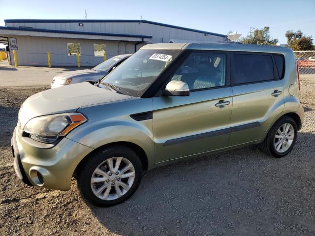 KIA SOUL + 2013 kndjt2a60d7507276