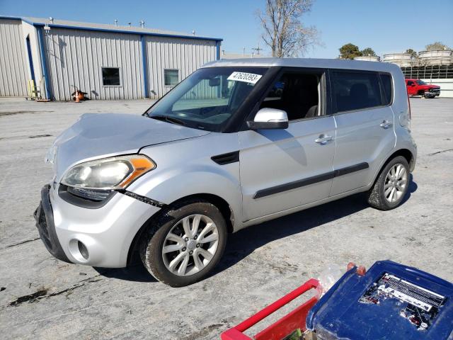 KIA SOUL + 2013 kndjt2a60d7513191