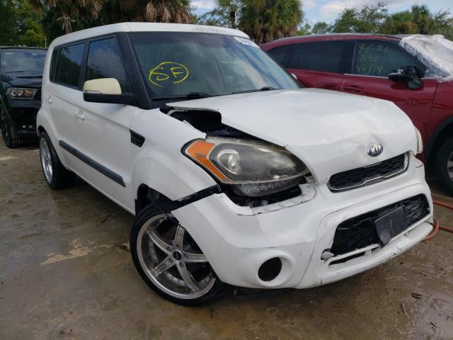 KIA SOUL + 2013 kndjt2a60d7549463