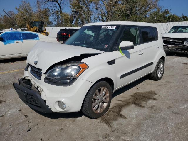 KIA SOUL + 2013 kndjt2a60d7556929