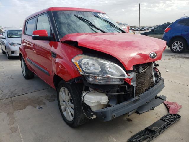 KIA SOUL + 2013 kndjt2a60d7598176