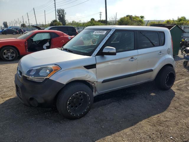 KIA SOUL + 2013 kndjt2a61d7528444