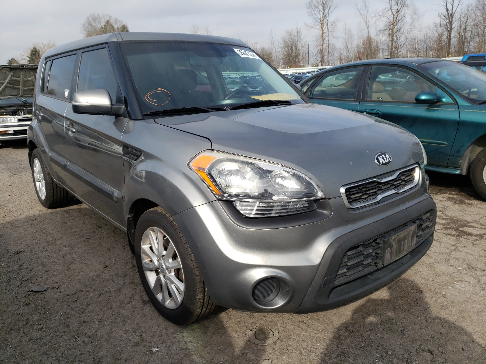 KIA SOUL + 2013 kndjt2a63d7517753