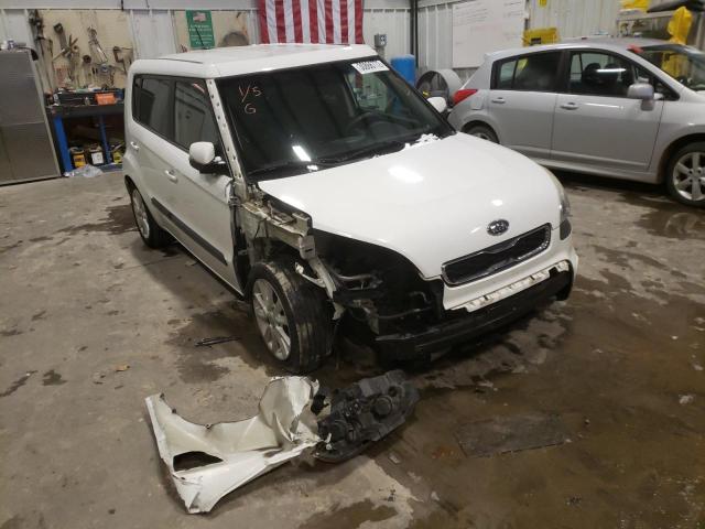 KIA SOUL + 2012 kndjt2a64c7359096