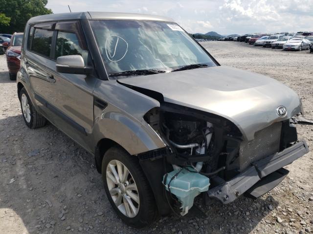 KIA SOUL + 2013 kndjt2a66d7508187