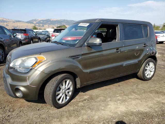 KIA SOUL + 2013 kndjt2a67d7555938