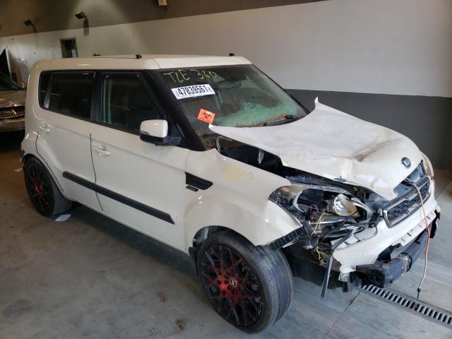 KIA SOUL + 2013 kndjt2a67d7765617