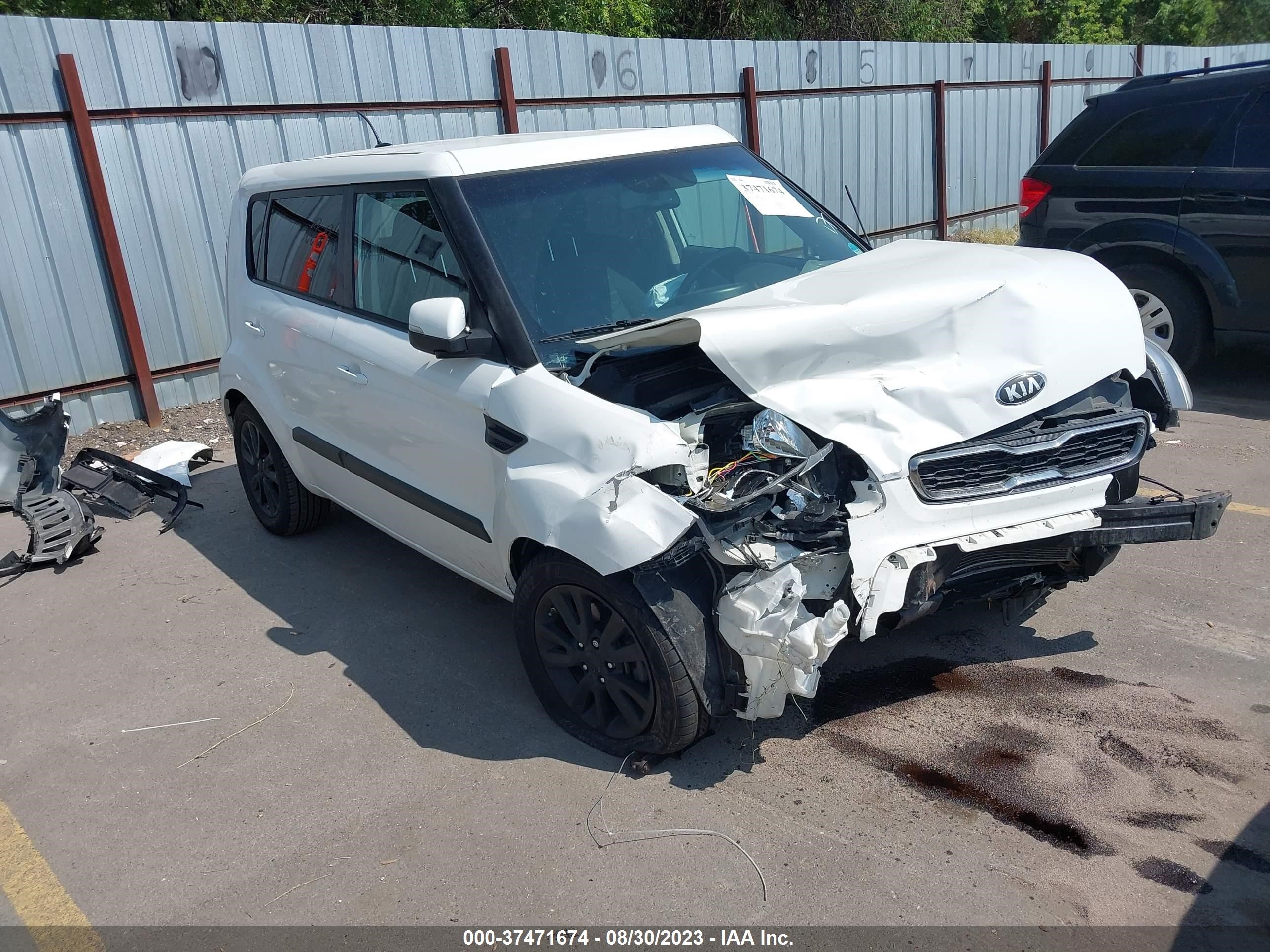 KIA SOUL 2013 kndjt2a69d7532869