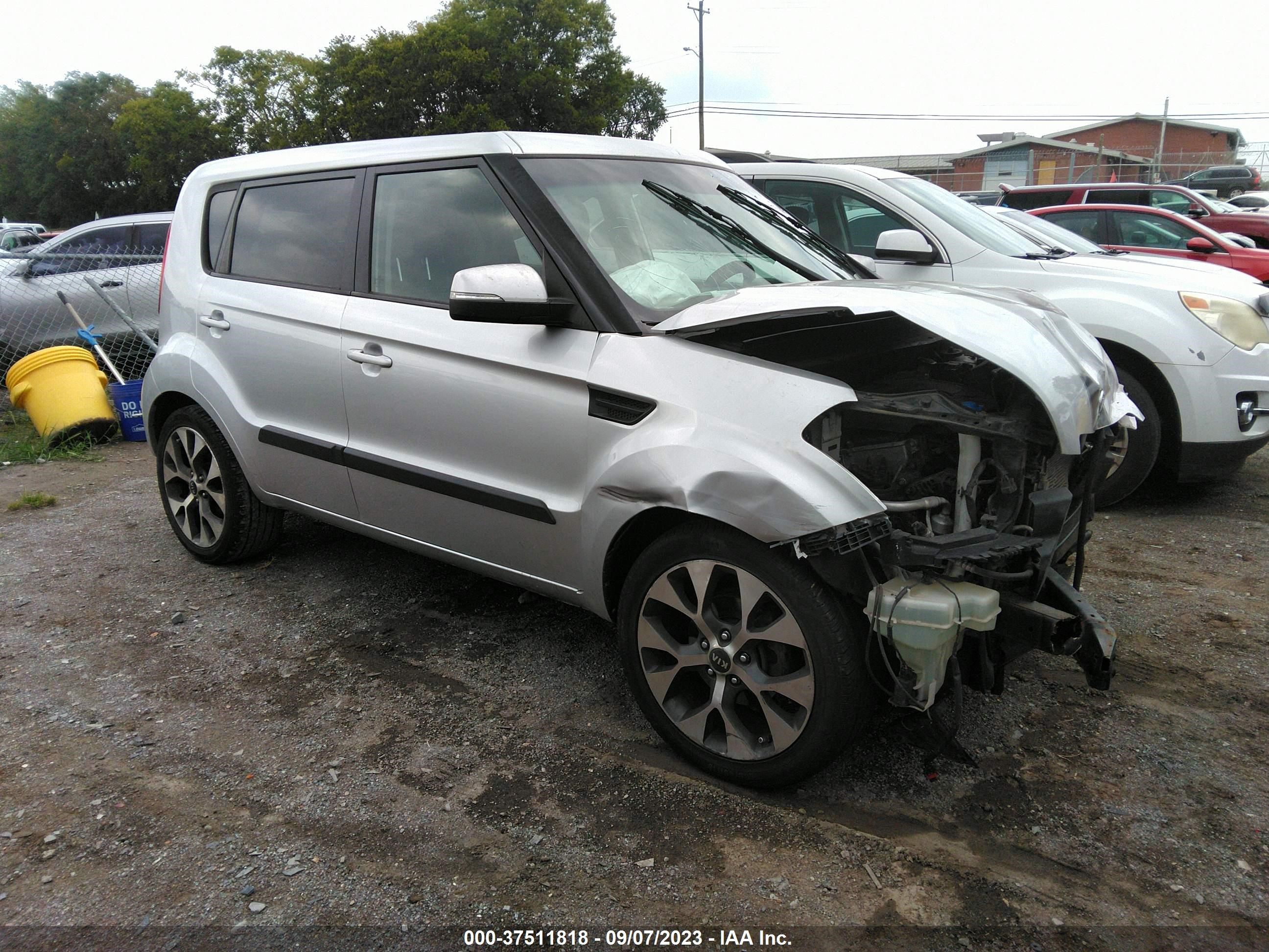 KIA SOUL 2012 kndjt2a6xc7461647