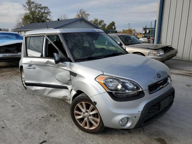 KIA SOUL + 2013 kndjt2a6xd7487750