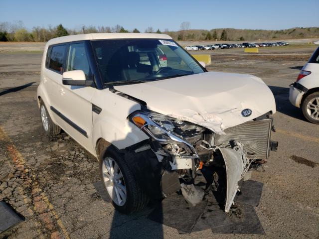 KIA SOUL + 2013 kndjt2a6xd7543217