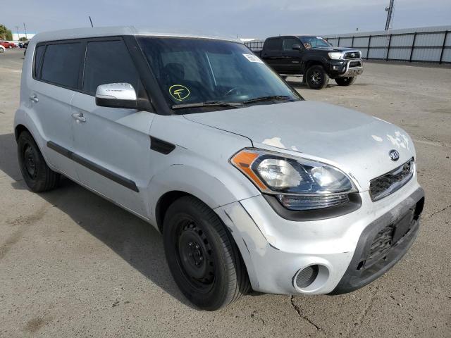 KIA SOUL + 2013 kndjt2a6xd7555965