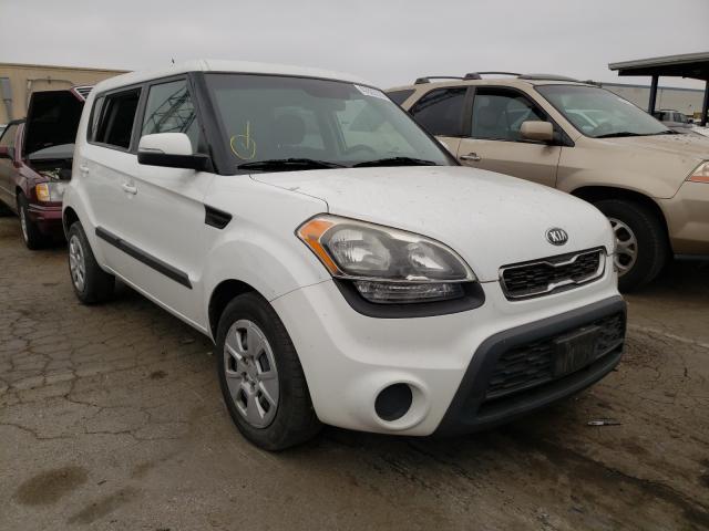 KIA SOUL + 2013 kndjt2a6xd7568988