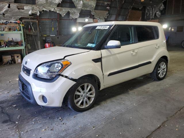 KIA SOUL + 2013 kndjt2a6xd7757110