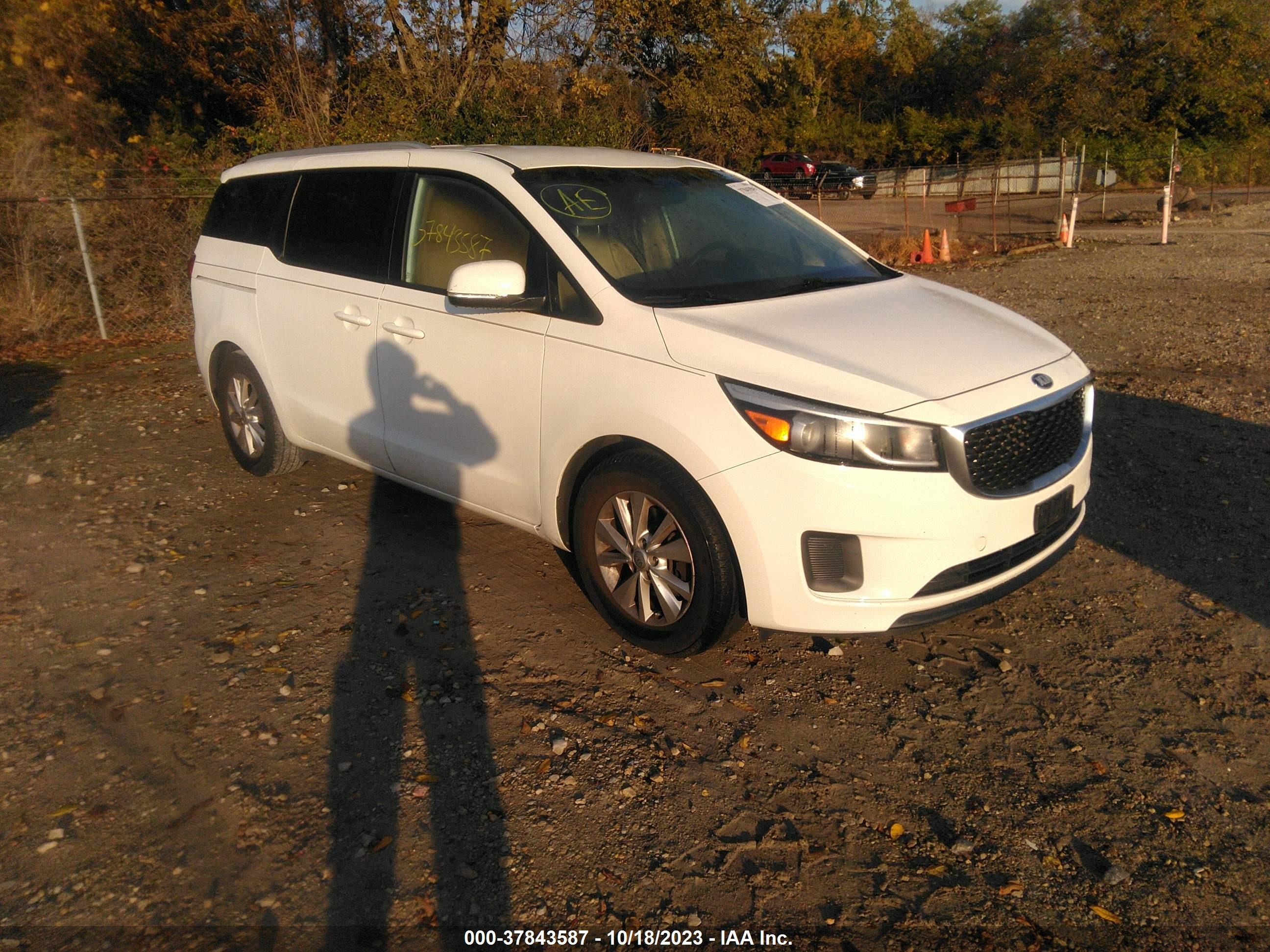 KIA SEDONA 2015 kndmb5c15f6045812