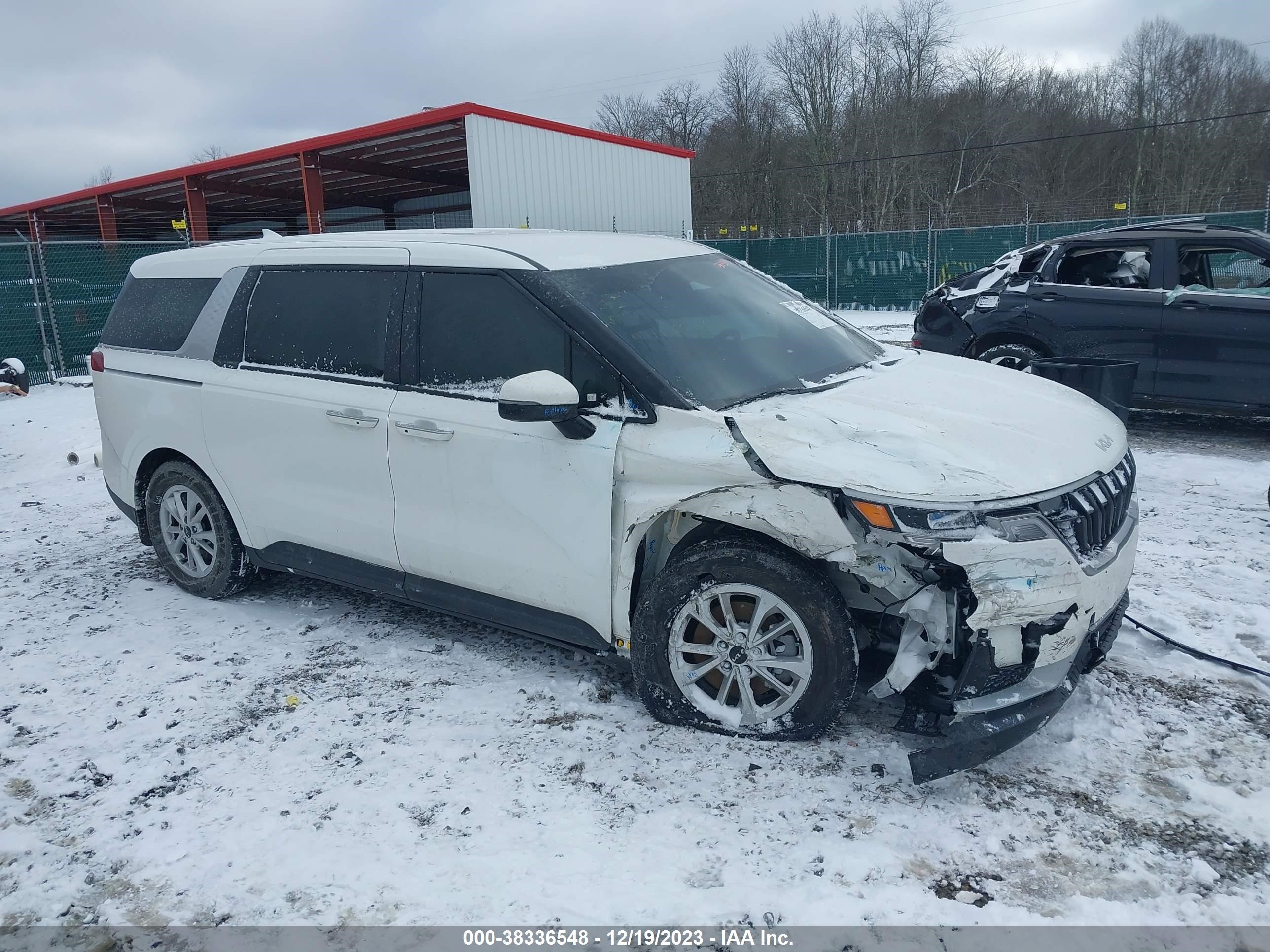 KIA CARNIVAL 2024 kndnb4h31r6314630