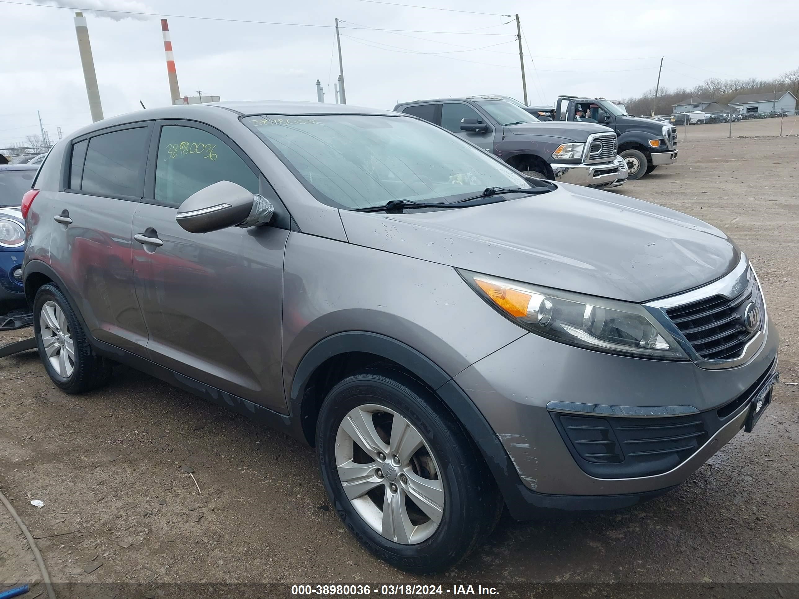 KIA SPORTAGE 2013 kndpb3a22d7395824