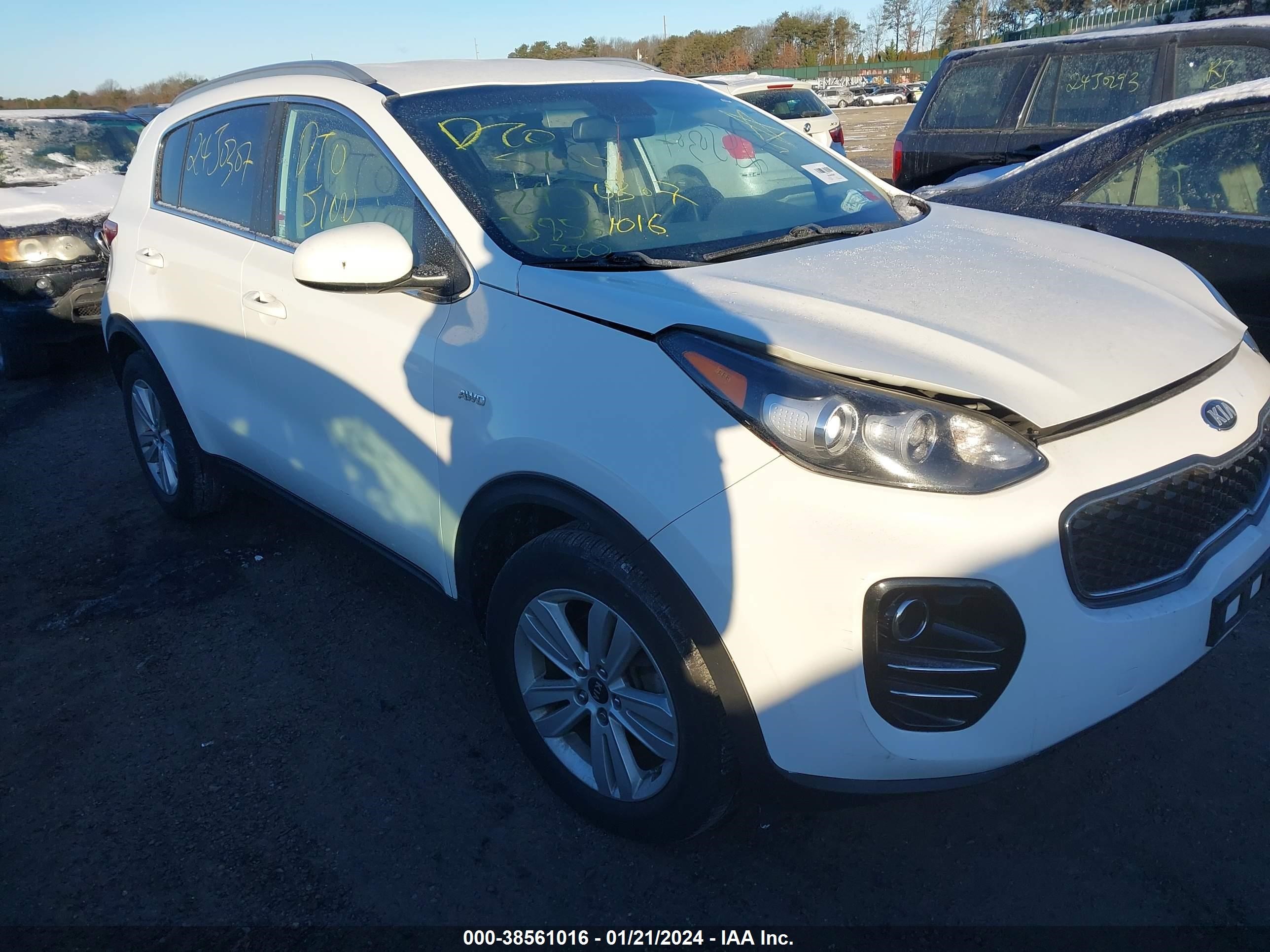 KIA SPORTAGE 2018 kndpmcac0j7396145