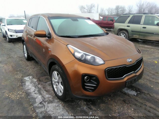 KIA SPORTAGE 2017 kndpmcac8h7109046