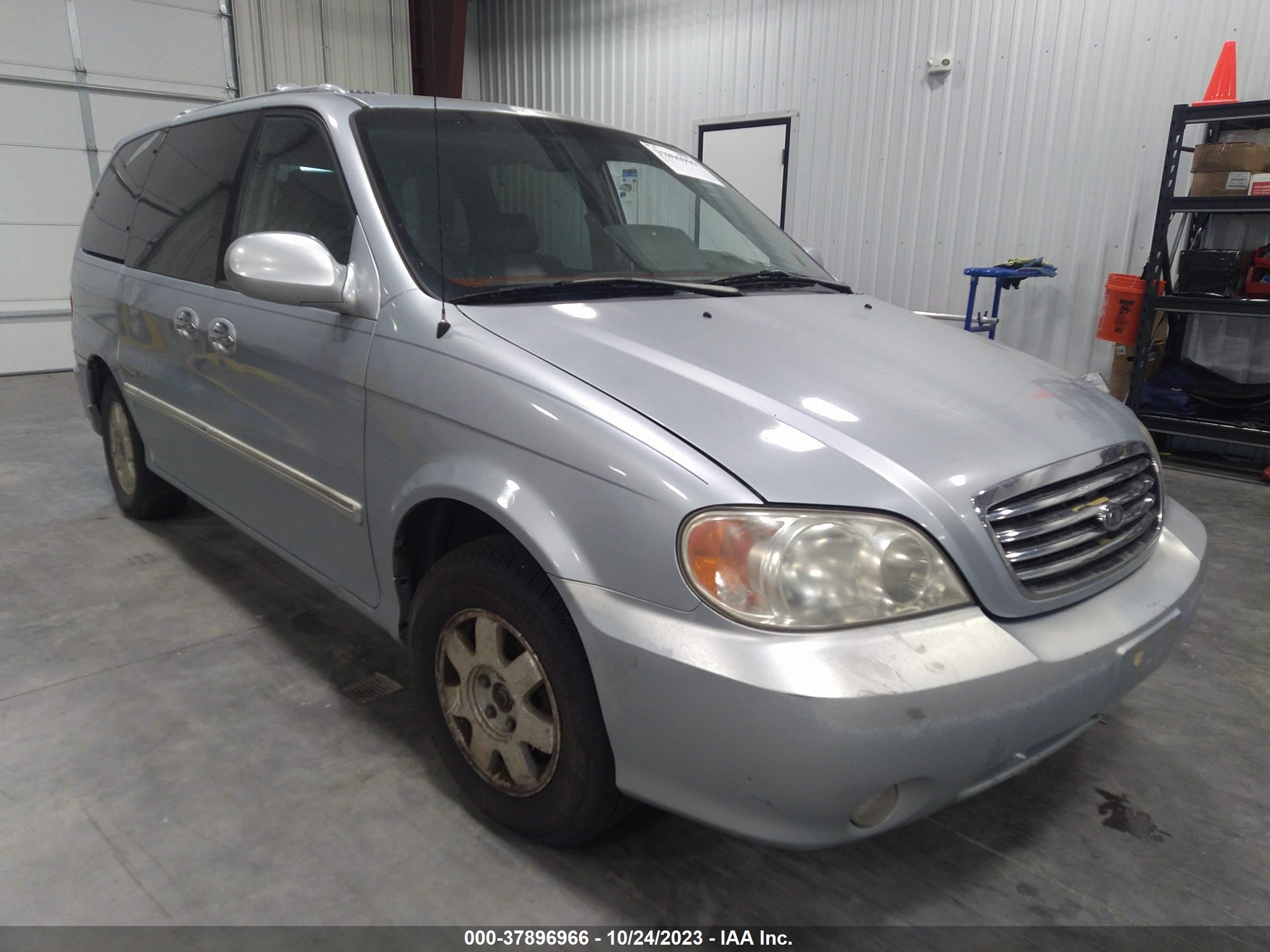 KIA SEDONA 2002 kndup131226257846