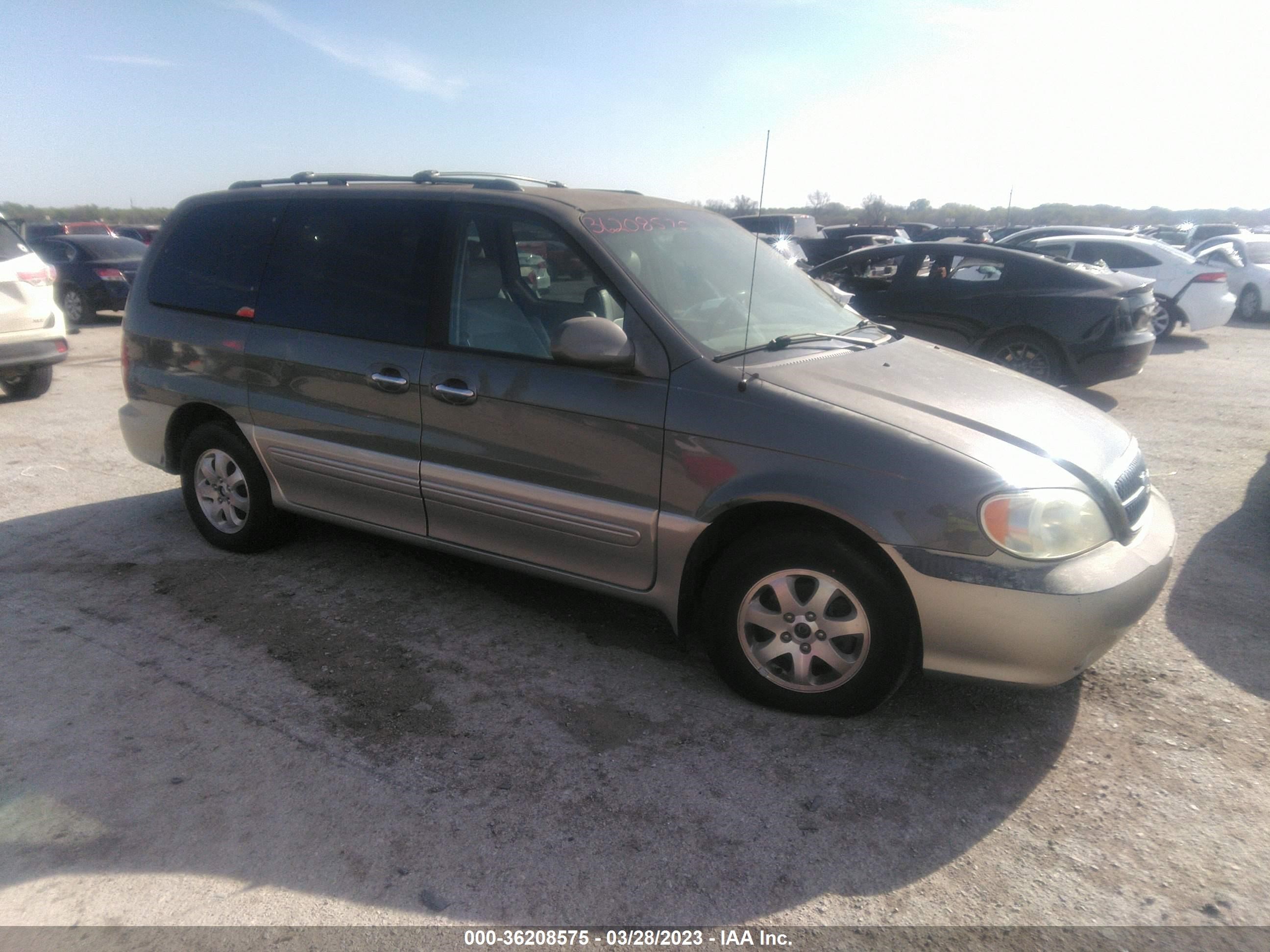 KIA SEDONA 2004 kndup131446531910