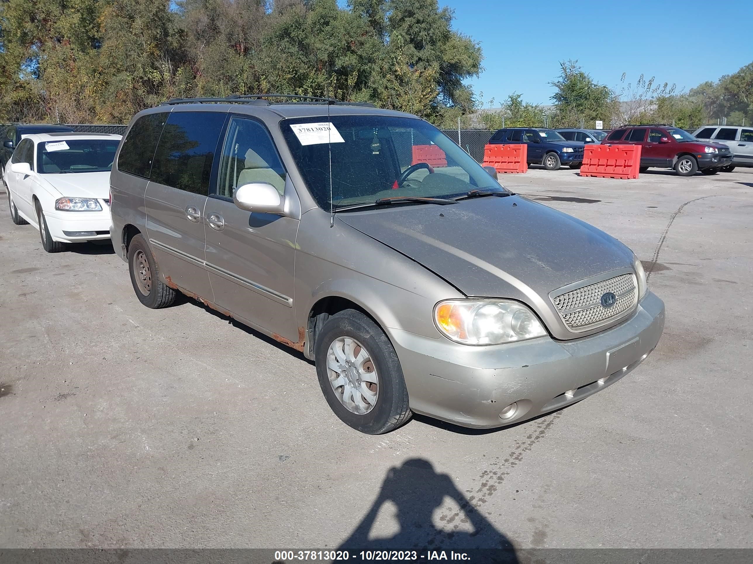 KIA SEDONA 2005 kndup132556673855