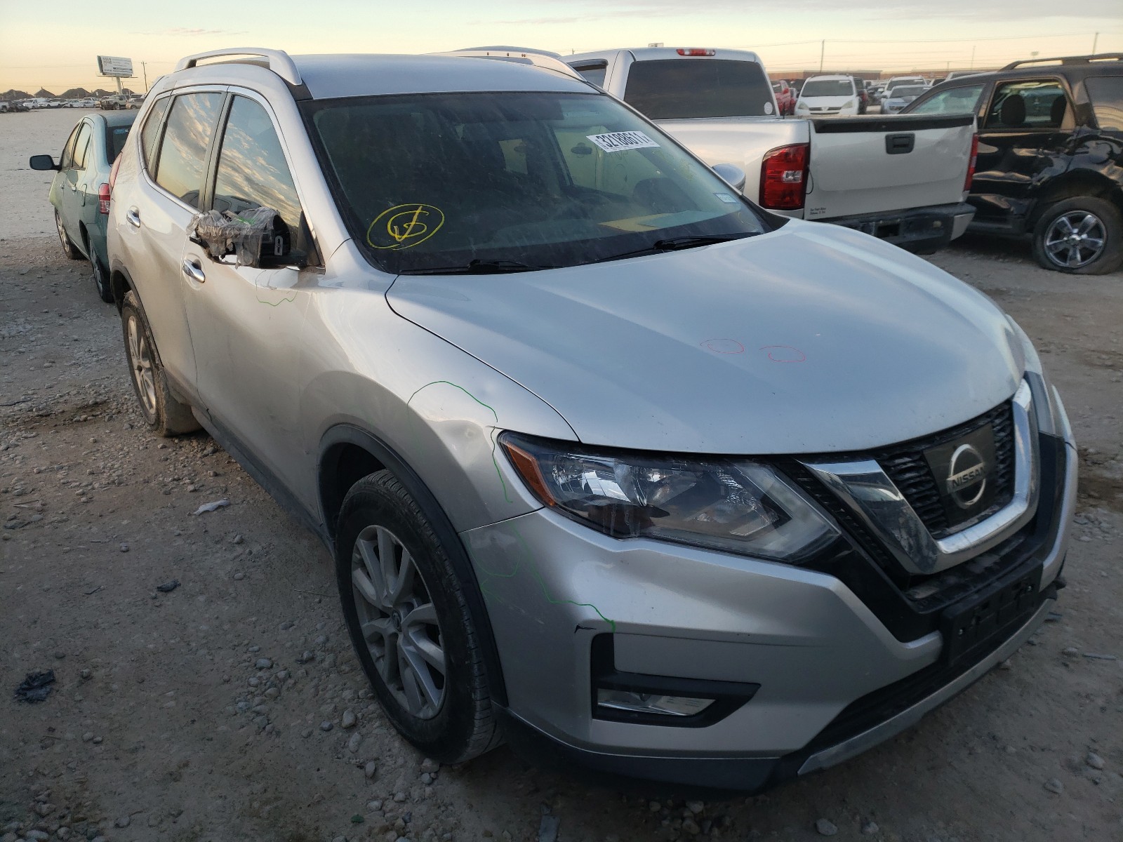 NISSAN ROGUE S 2017 knmat2mt0hp603450