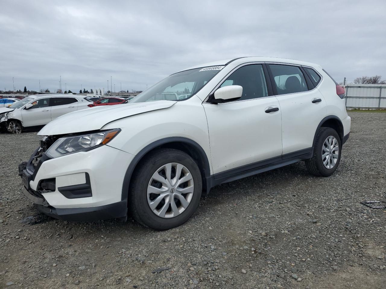 NISSAN ROGUE 2018 knmat2mt0jp555681