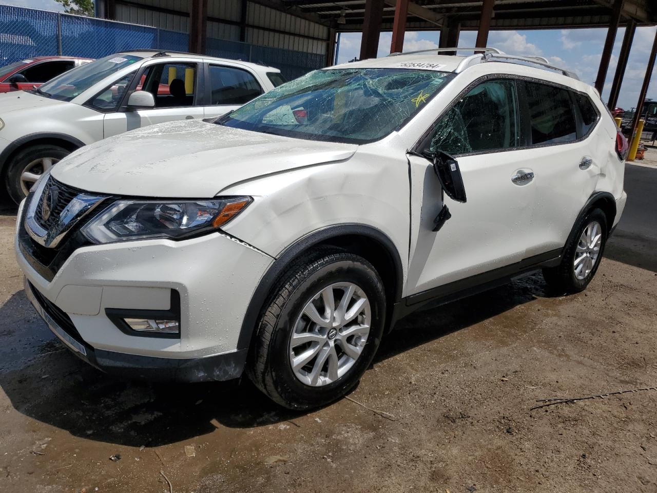 NISSAN ROGUE 2018 knmat2mt0jp617922