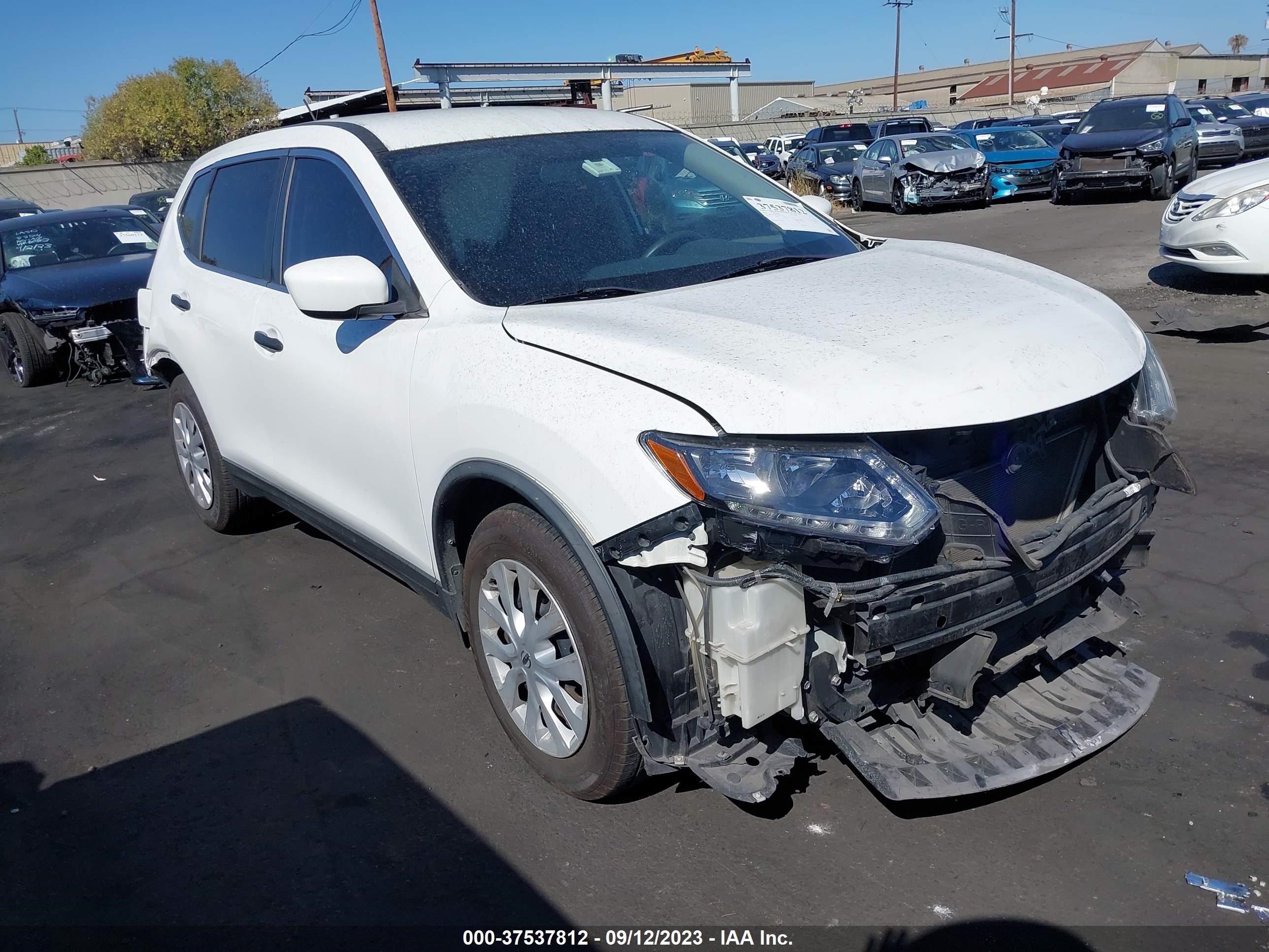 NISSAN ROGUE 2016 knmat2mt1gp611295