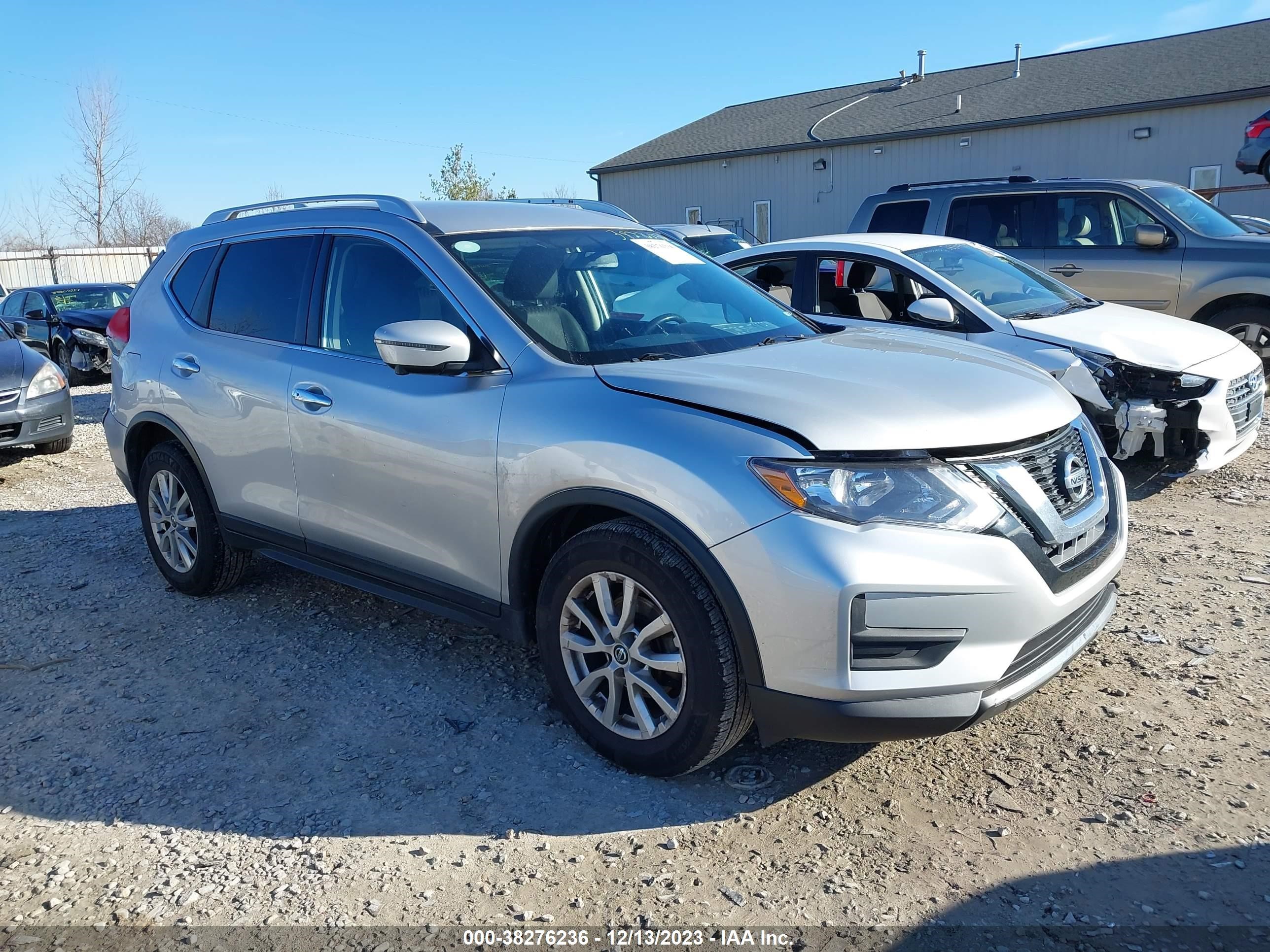 NISSAN ROGUE 2017 knmat2mt1hp532906