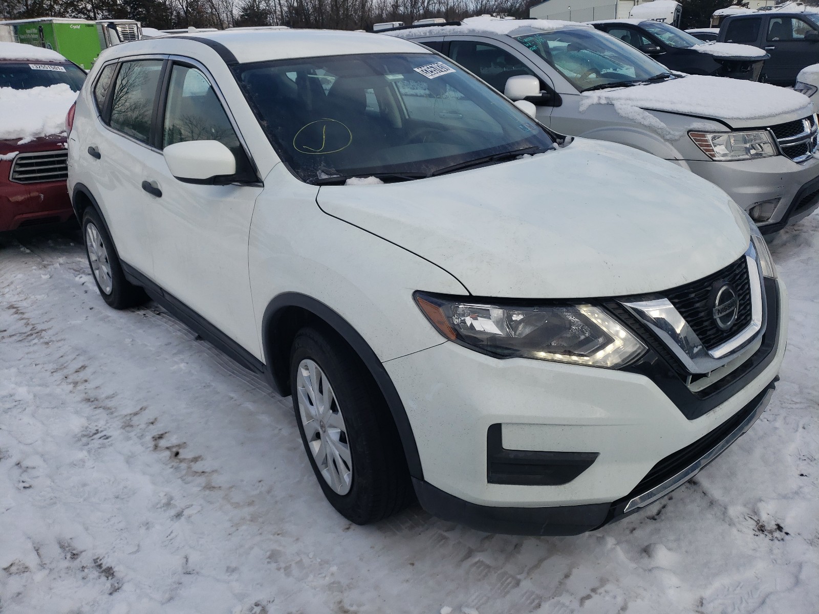 NISSAN ROGUE S 2018 knmat2mt3jp588125