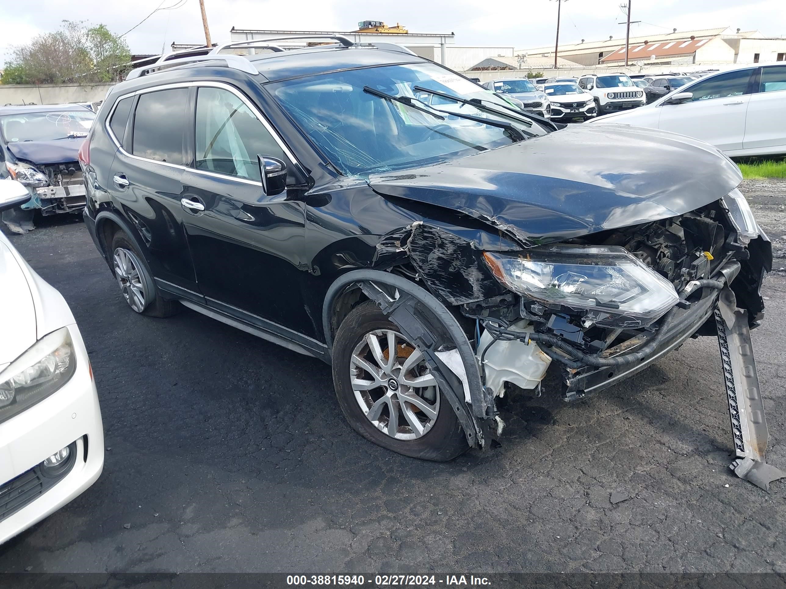 NISSAN ROGUE 2019 knmat2mt3kp559919