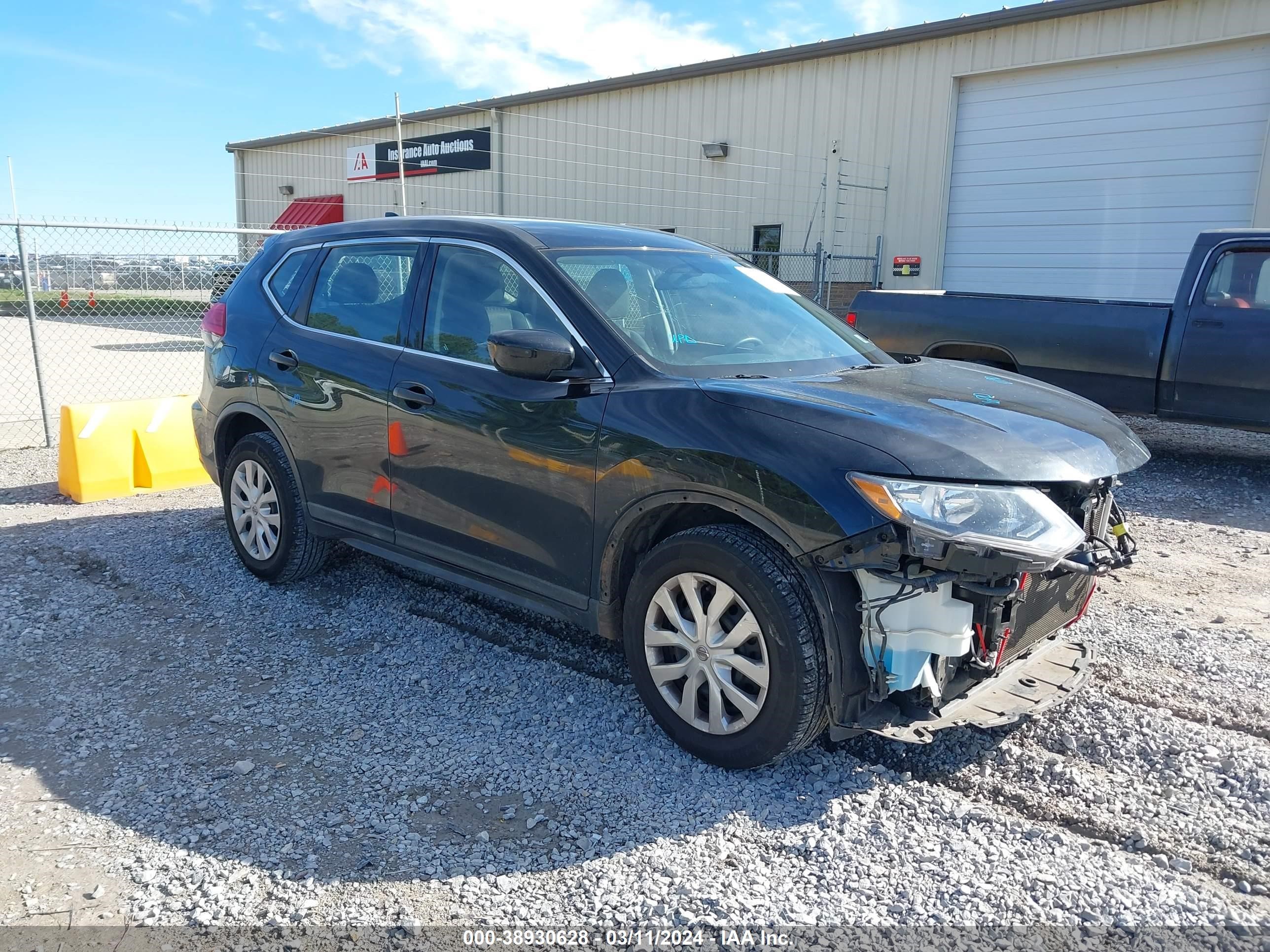 NISSAN ROGUE 2017 knmat2mt4hp605315