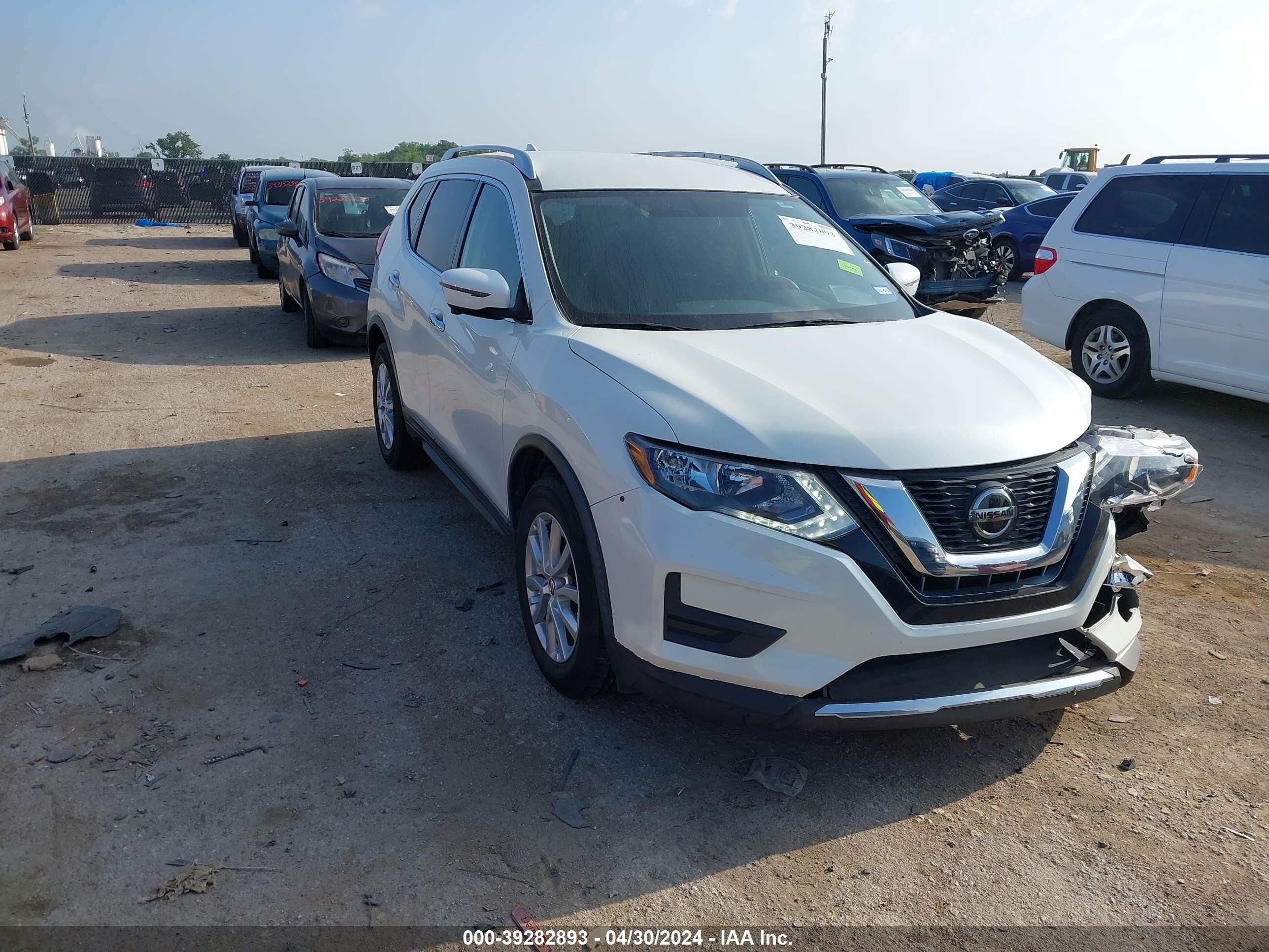 NISSAN ROGUE 2018 knmat2mt4jp557112