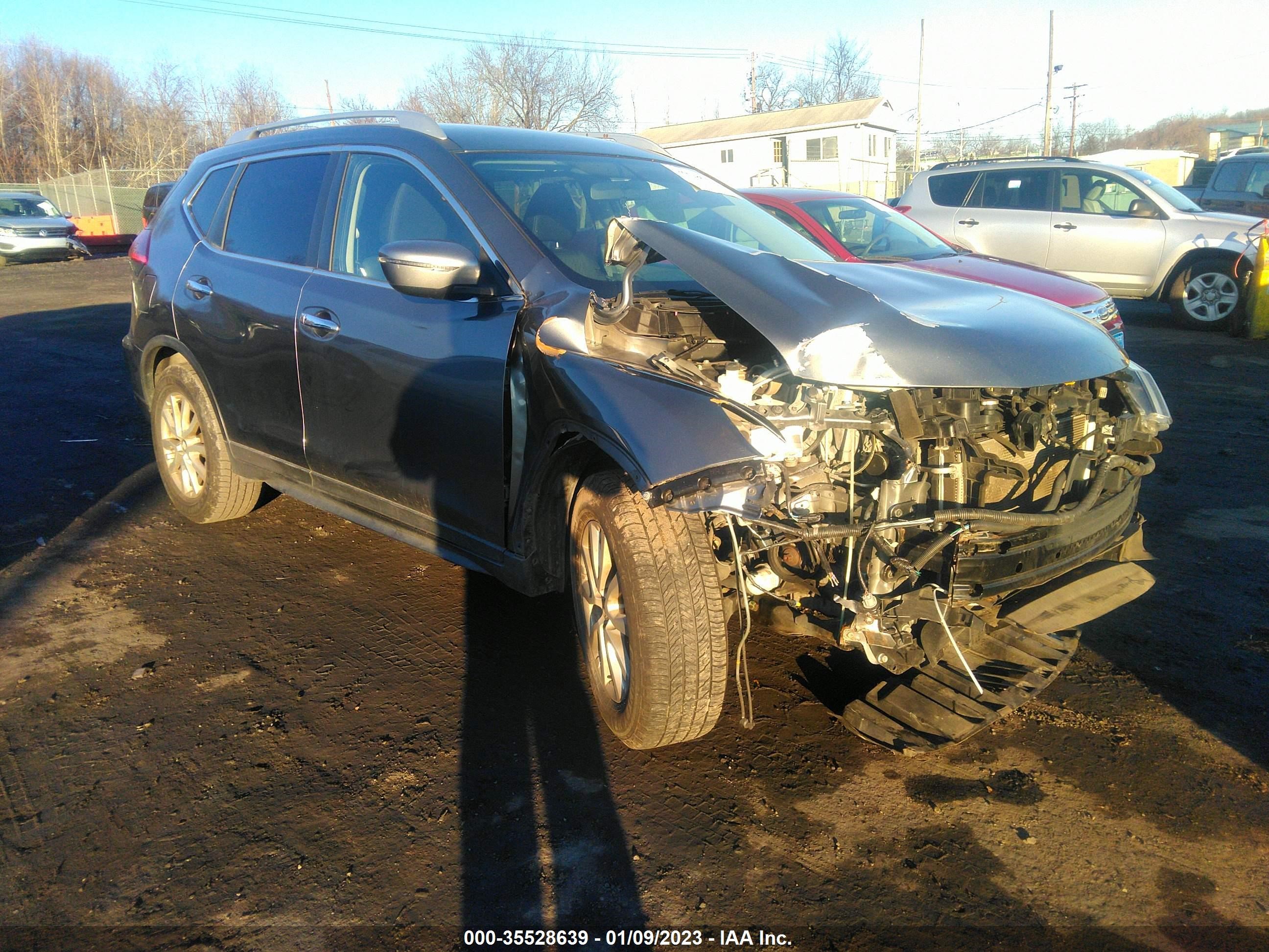 NISSAN ROGUE 2018 knmat2mt4jp589428