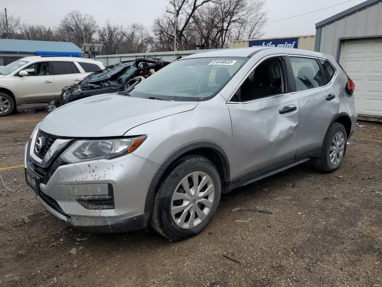 NISSAN ROGUE 2017 knmat2mt5hp556321