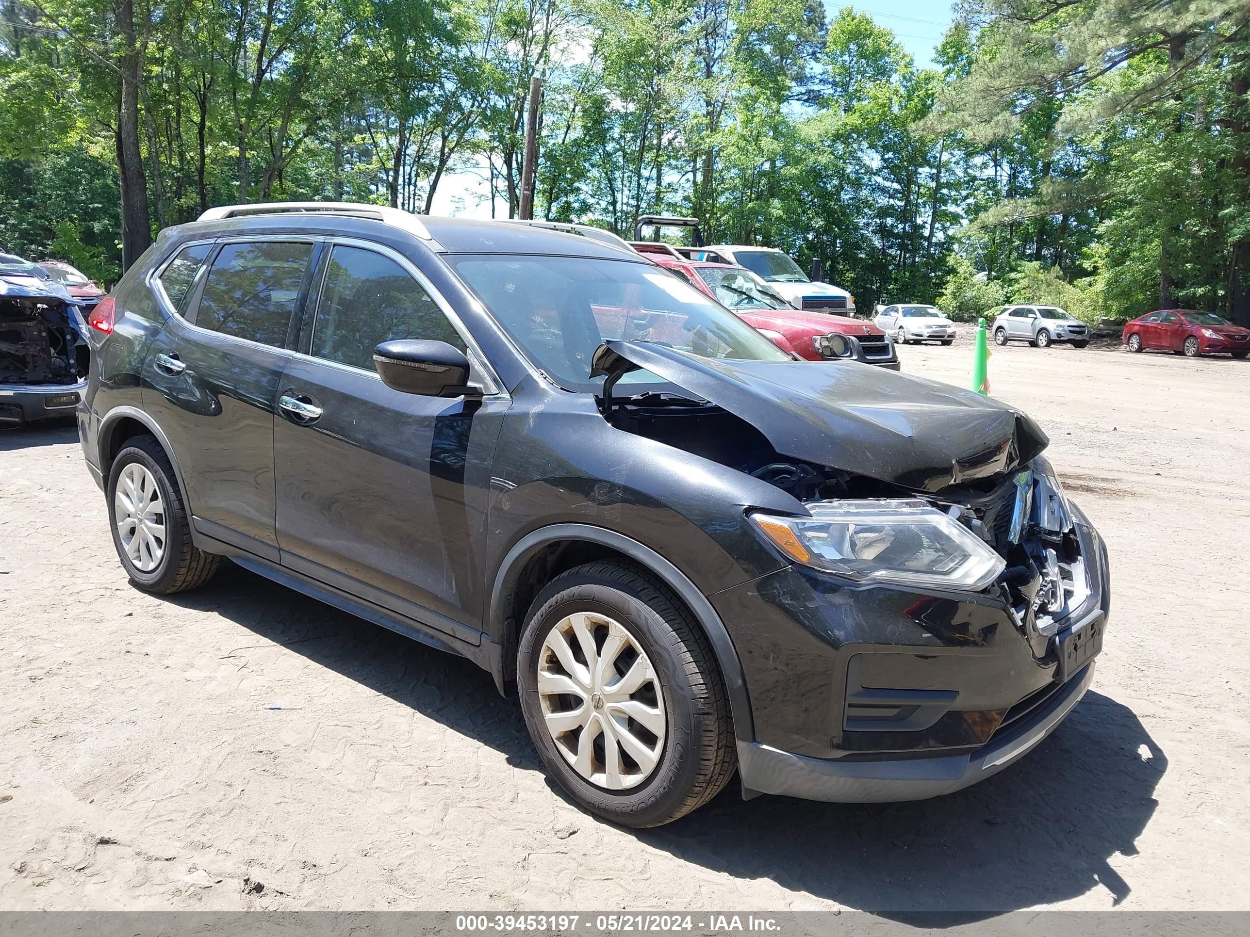 NISSAN ROGUE 2017 knmat2mt5hp581042